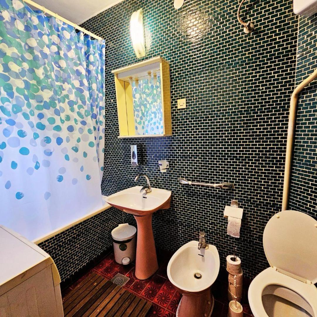 Prenociste Chardak Hotel Tuzla Ngoại thất bức ảnh